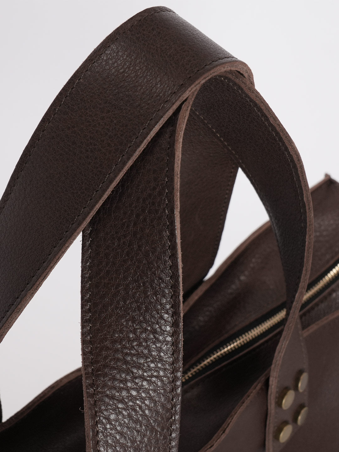 Pourquoi choisir un sac en cuir à tannage végétal ?